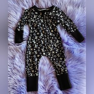 Fancy black BAMBOO sleeper